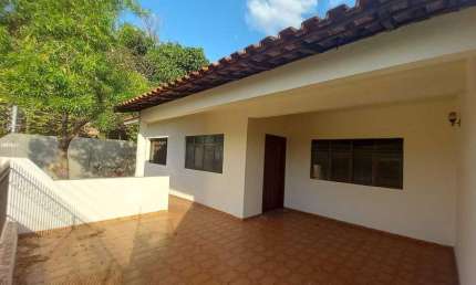 Casa para Venda em Presidente Prudente, VILA EUCLIDES, 4 dormitórios, 1 suíte, 4 banheiros, 3 vagas