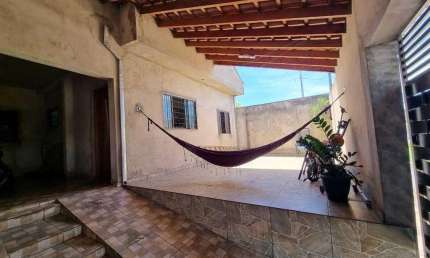 Casa para Venda em Presidente Prudente, BRASIL NOVO, 3 dormitórios, 1 suíte, 2 banheiros, 1 vaga