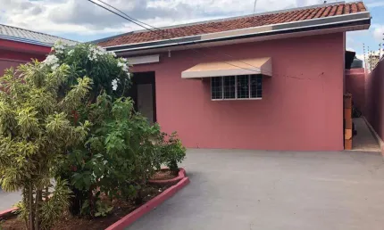 Casa para Venda em Presidente Prudente, PRUDENTINO, 3 dormitórios, 1 banheiro, 1 vaga