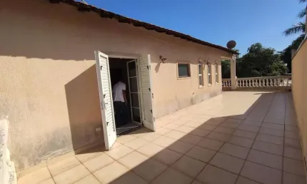 Casa para Venda em Presidente Prudente, VILA GENI, 5 dormitórios, 3 suítes, 4 banheiros