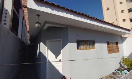 Casa para Venda em Presidente Prudente, VILA EUCLIDES, 4 dormitórios, 2 suítes, 3 banheiros, 1 vaga