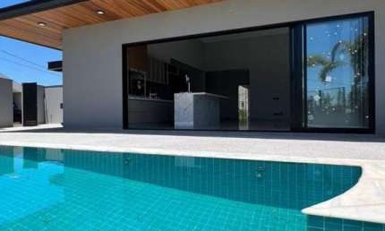 Casa em Condomínio para Venda em Presidente Prudente, CONDOMÍNIO RESIDENCIAL PORTO MADERO, 3 dormitórios, 3 suítes, 5 banheiros, 4 vagas