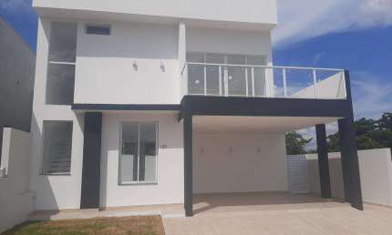 Casa em Condomínio para Venda em Álvares Machado, CONDOMINIO RESIDENCIAL IZABEL MIZOBE, 3 dormitórios, 1 suíte, 3 banheiros, 2 vagas