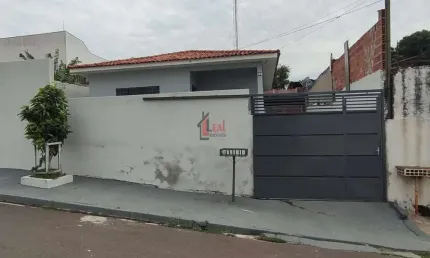 Casa para Venda em Presidente Prudente, IGUAÇÚ, 3 dormitórios, 1 banheiro, 2 vagas