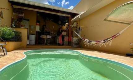 Casa para Venda em Presidente Bernardes, VILA NOVA, 3 dormitórios, 1 suíte, 3 banheiros, 2 vagas