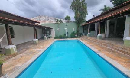 Casa para Venda em Presidente Prudente, PAULISTA, 3 dormitórios, 1 suíte, 6 banheiros, 4 vagas