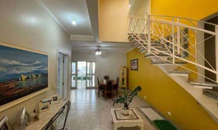 Casa em Condomínio para Venda em Presidente Prudente, CONDOMINIO RESIDENCIAL JOAO PAULO II, 4 dormitórios, 4 suítes, 5 banheiros, 2 vagas