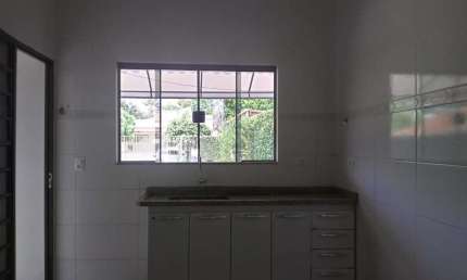 Casa para Venda em Regente Feijó, CENTRO (REGENTE FEIJÓ), 1 dormitório, 1 banheiro
