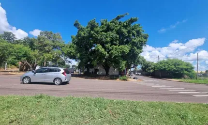 Salão Comercial para Locação em Presidente Prudente, RESIDENCIAL FUNADA, 7 banheiros, 5 vagas