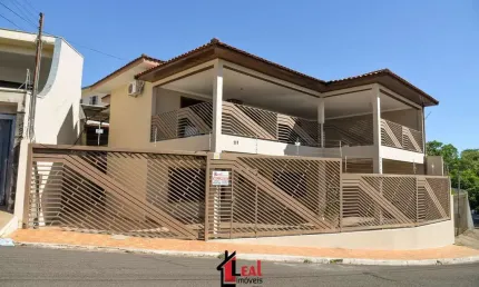 Casa para Venda em Presidente Prudente, JARDIM DAS ROSAS, 5 dormitórios, 1 suíte, 3 banheiros, 2 vagas