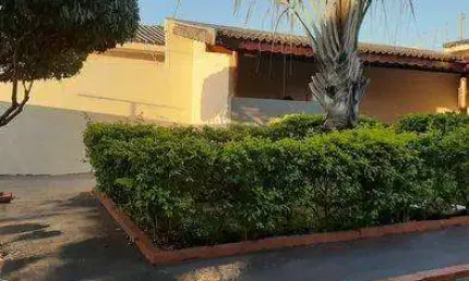 Casa para Venda em Presidente Prudente, VALE DO SOL, 3 dormitórios, 1 suíte, 2 banheiros, 2 vagas