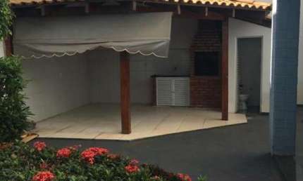Casa para Venda em Presidente Prudente, VILA LESSA, 3 dormitórios, 1 suíte, 2 banheiros, 2 vagas
