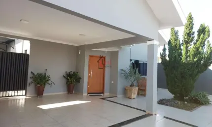 Casa para Venda em Presidente Prudente, VITÓRIA RÉGIA, 3 dormitórios, 1 suíte, 3 banheiros, 3 vagas