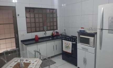 Casa para Venda em Presidente Prudente, PARAISO, 2 dormitórios, 1 banheiro, 3 vagas