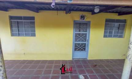 Casa para Venda em Presidente Prudente, AQUINOPOLIS, 2 dormitórios, 1 banheiro, 2 vagas