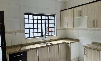 Casa para Venda em Presidente Prudente, CARANDA, 3 dormitórios, 1 suíte, 2 banheiros, 2 vagas
