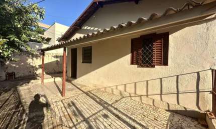 Casa para Venda em Presidente Prudente, SÃO FRANCISCO, 3 dormitórios, 1 banheiro, 1 vaga