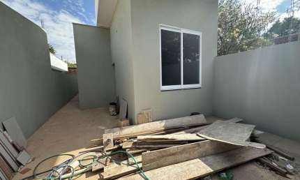 Casa para Venda em Álvares Machado, PARQUE DOS PINHEIROS, 2 dormitórios, 1 banheiro, 1 vaga
