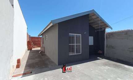 Casa para Venda em Presidente Prudente, RESIDENCIAL SANTO EXPEDITO, 2 dormitórios, 1 banheiro, 2 vagas