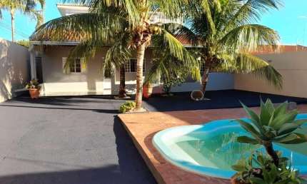 Casa para Venda em Presidente Prudente, NOSAKI, 1 dormitório, 2 banheiros, 2 vagas