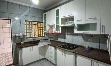 Casa para Venda em Presidente Prudente, NOVO BONGIOVANI, 3 dormitórios, 1 suíte, 3 banheiros, 2 vagas