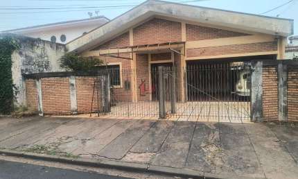 Casa para Venda em Presidente Prudente, AVIAÇÃO, 3 dormitórios, 2 suítes, 3 banheiros, 2 vagas