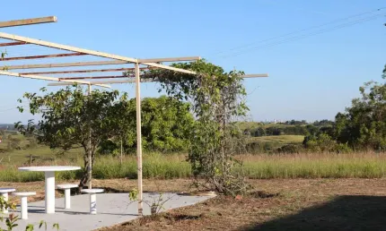 Chácara para Venda em Presidente Prudente, CHACARA BELA VISTA MONTALVÃO, 2 dormitórios, 1 suíte, 2 banheiros, 2 vagas