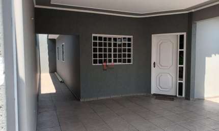 Casa para Venda em Presidente Prudente, JARDIM DAS HORTÊNCIAS, 3 dormitórios, 1 suíte, 2 banheiros, 2 vagas
