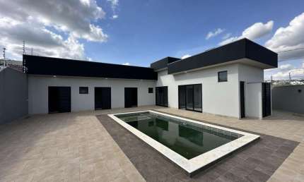 Casa para Venda em Presidente Prudente, RESIDENCIAL BONGIOVANI, 3 dormitórios, 1 suíte, 3 banheiros, 2 vagas