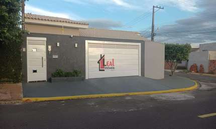 Casa para Venda em Presidente Prudente, IMPERIAL, 3 dormitórios, 1 banheiro, 1 vaga
