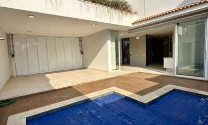 Casa em Condomínio para Locação em Presidente Prudente, CONDOMINIO RESIDENCIAL DAMHA lll, 4 dormitórios, 4 suítes, 6 banheiros, 2 vagas