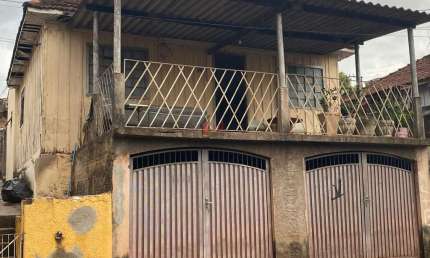 Casa para Venda em Presidente Prudente, VILA MARCONDES, 2 dormitórios, 1 banheiro, 2 vagas