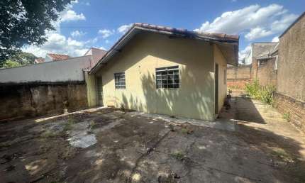 Casa para Locação em Presidente Prudente, MARÉ MANSA, 2 dormitórios, 1 banheiro, 1 vaga