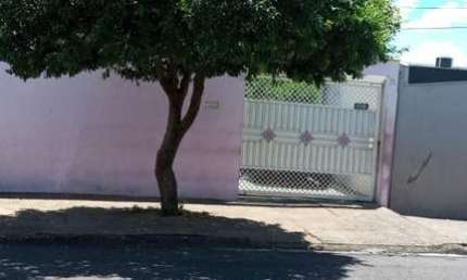 Casa para Venda em Presidente Prudente, HUMBERTO SALVADOR, 3 dormitórios, 2 banheiros, 1 vaga