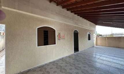 Casa para Venda em Presidente Prudente, CECAP, 3 dormitórios, 1 suíte, 2 banheiros, 2 vagas