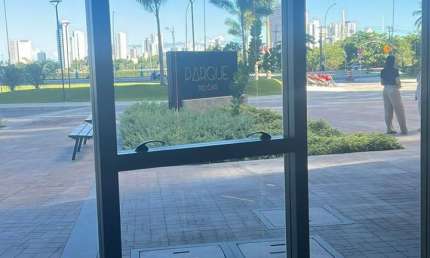 Ponto comercial com 1 sala para alugar na Avenida Engenheiro José Estelita, 2443, São José, Recife
