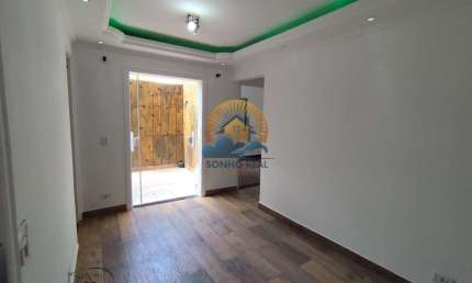 Apartamento reformado com garden privativo – 3 quartos e localização no centro!