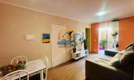 Apartamento por apenas R$210 mil no centro de Cotia com 3 quartos e quintal