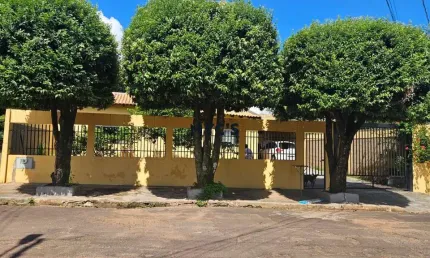 Casa Espetacular com 3 Quartos (2 Suítes), Lazer Completo e Localização Estratégica!