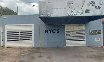 Casa com Edícula e Salão Comercial – Excelente Oportunidade em Rua Comercial!