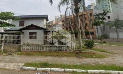 CASA / SOBRADO COMERCIAL 3 DORMITÓRIOS /QUARTOS 2 SUÍTES a VENDA  R$ 2.500.000,00  PRAIA GRANDE  TORRES