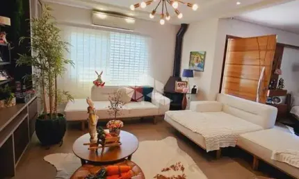Casa de Alto Padrão em Ingleses do Rio Vermelho, Florianópolis