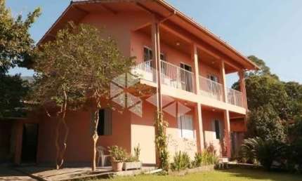 CASA A VENDA COM 4 DORMITÓRIOS/QUARTOS NA PRAIA DE FORA - PALHOÇA NO VALOR DE R$ 1.350.000 COM 808 M²