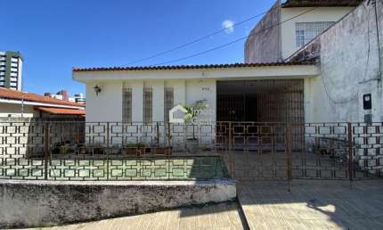 Casa com 5 quartos à venda na Rua Major Paula Moreira, 850, Barro Vermelho, Natal