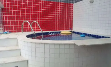 COBERTURA COM VISTA PRIVILEGIADA À VENDA NO BAIRRO MAITINGA EM BERTIOGA/SP