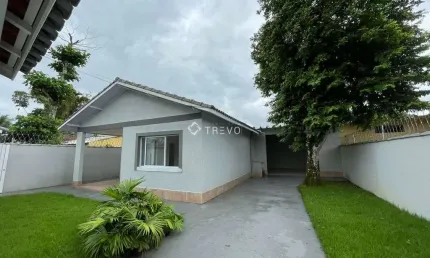 CASA TÉRREA COM 3 DORMITÓRIOS À VENDA NO CENTRO DE BERTIOGA/SP