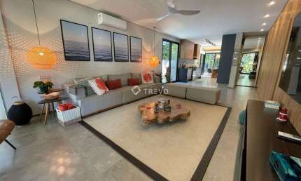 Casa à Venda com 5 suítes, 6 banheiros, 2 vagas e 209m² no valor de R$ 4.300.000
