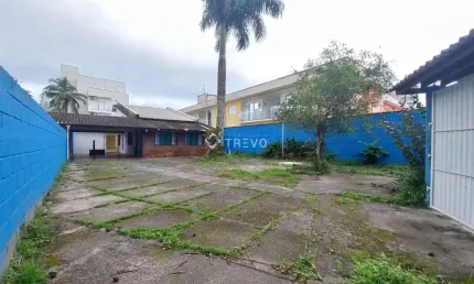 CASA À VENDA 4 DOMITÓRIOS, 3 BANHEIROS, 12 VAGAS, 185 m² POR R$ 750.000,00