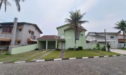 CASA À VENDA 3 DORMITÓRIOS, 3 BANHEIROS, 5 VAGAS, 529 m² POR R$ 1.250.000