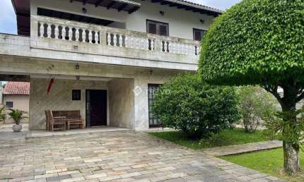 CASA EM CONDOMÍNIO FECHADO À VENDA 8 DORM, 6 WC EM BERTIOGA/SP